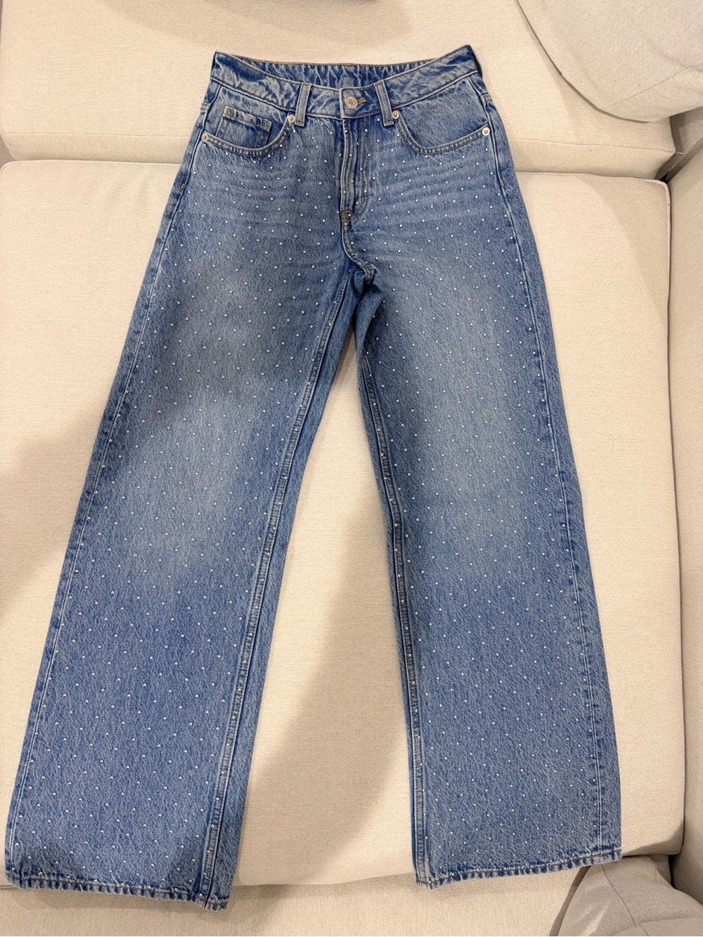 H&M WIDE HIGH STUDDED JEANS